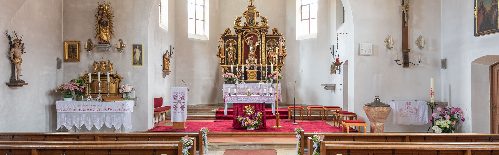 Altar Pfarrkirche St. Michael Rottau